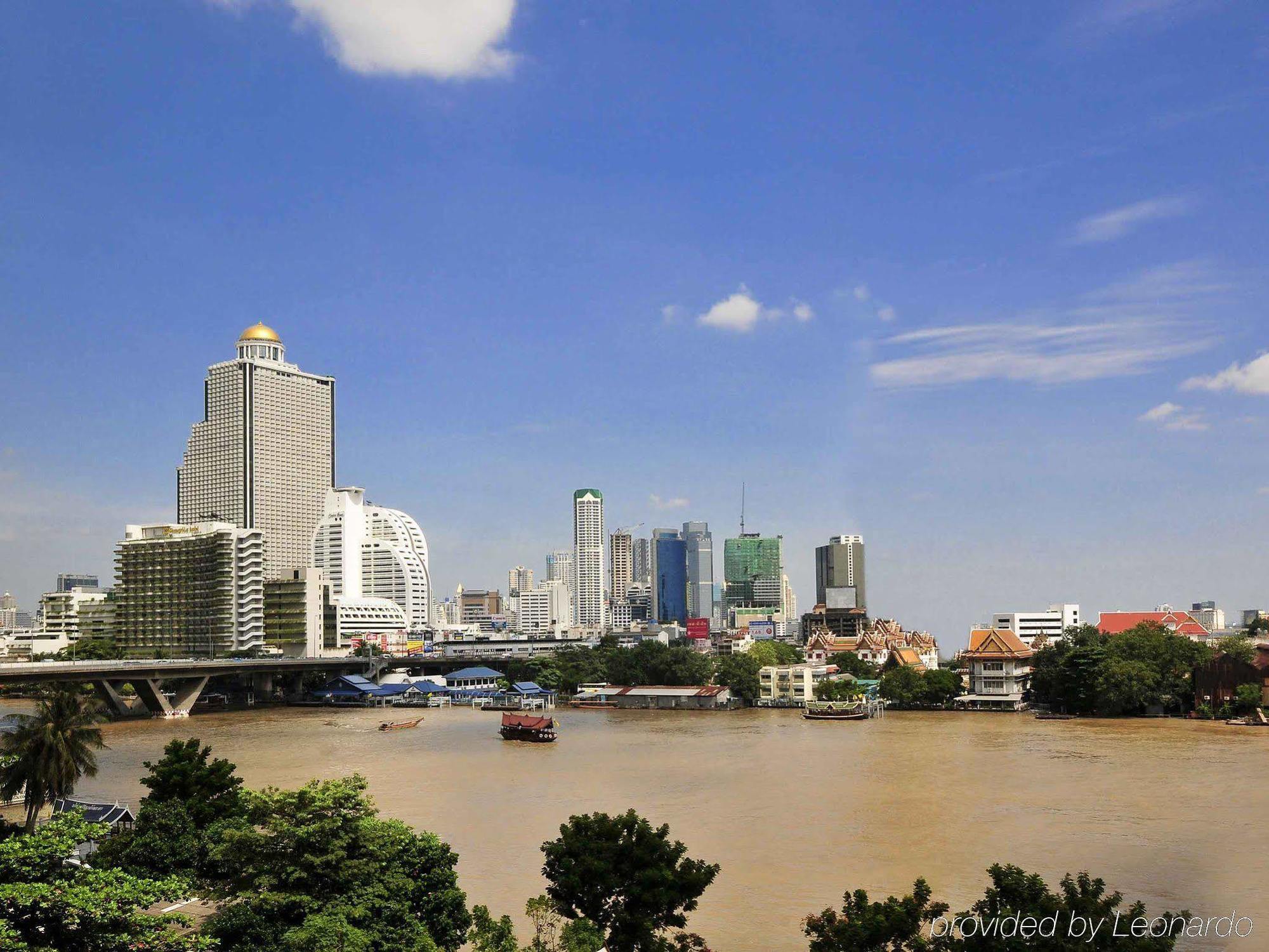 Hilton Garden Inn Bangkok Silom Eksteriør bilde