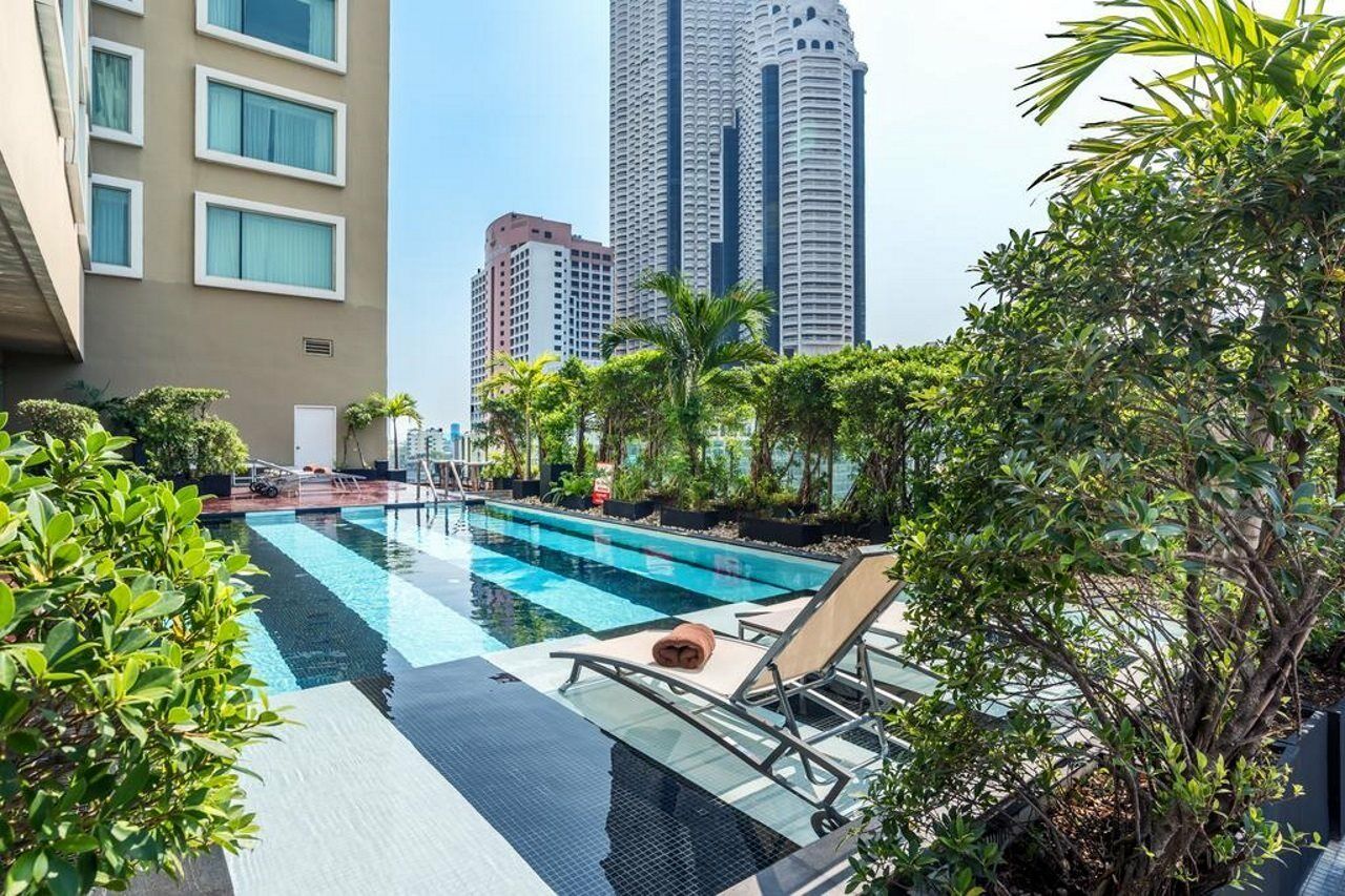 Hilton Garden Inn Bangkok Silom Eksteriør bilde